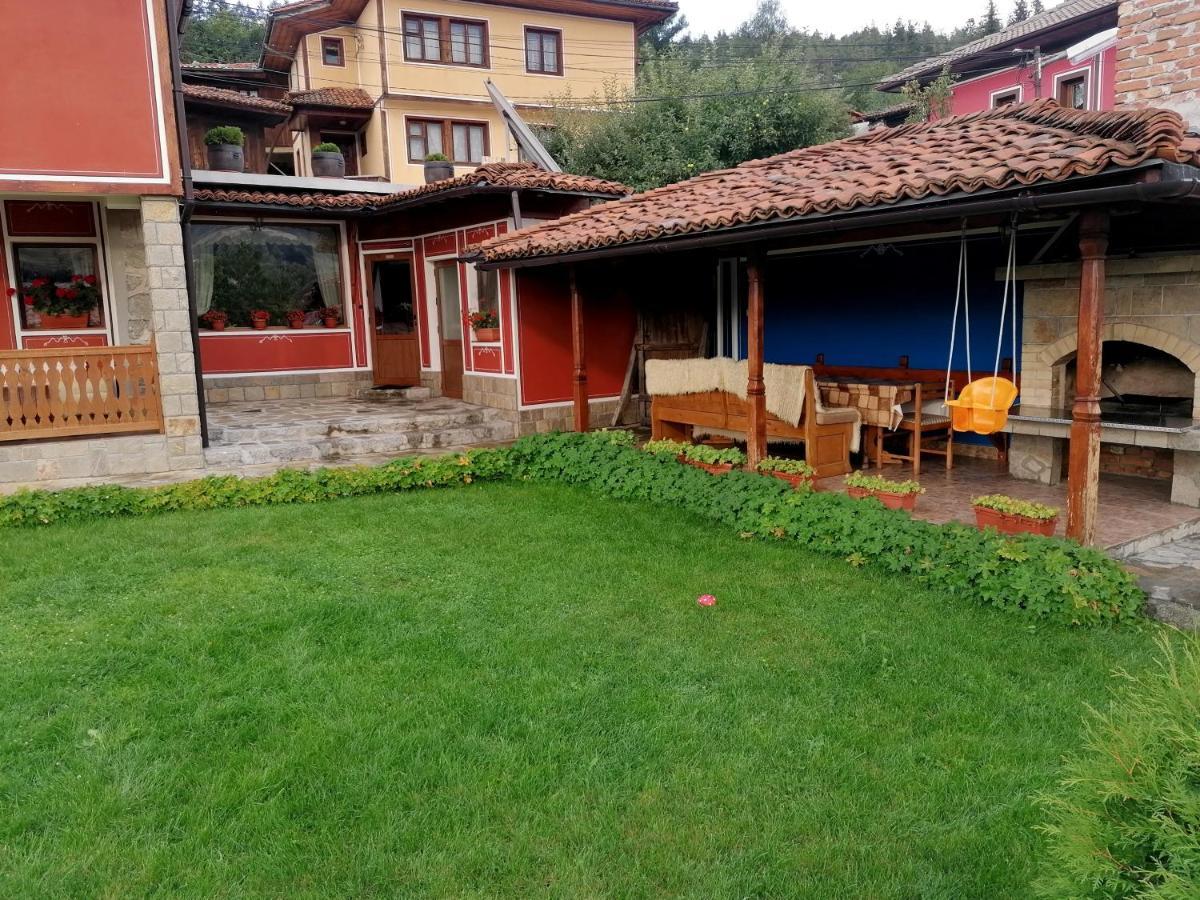 Радкината Къща Koprivshtitsa Exterior foto