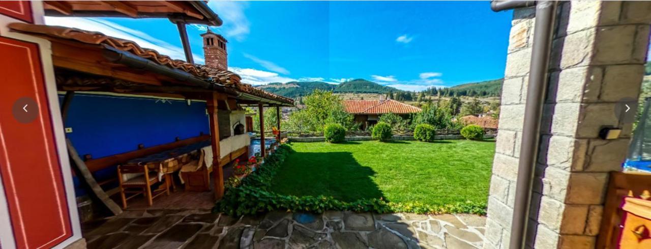 Радкината Къща Koprivshtitsa Exterior foto